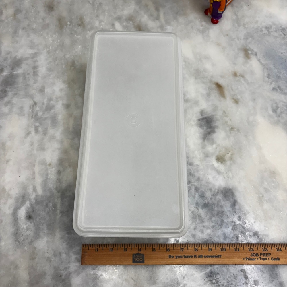 Vintage Tupperware Large Rectangular Storage bread Container with White Lid - Picture 3 of 5